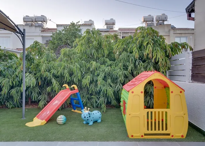 Oroklini Star 200metres From The Sandy *