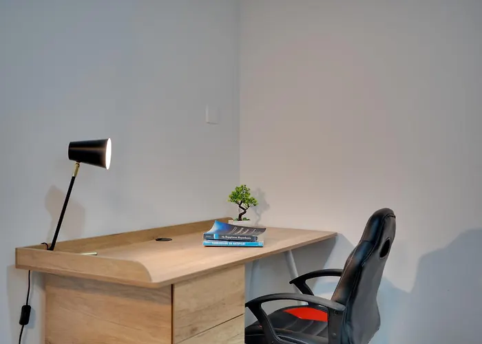 Oroklini Star 200metres From The Sandy Apartamento Lárnaca