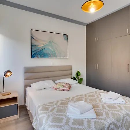 Oroklini Star 200Metres From The Sandy Beach * لارنكا