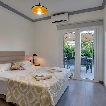 Oroklini Star 200Metres From The Sandy Beach *