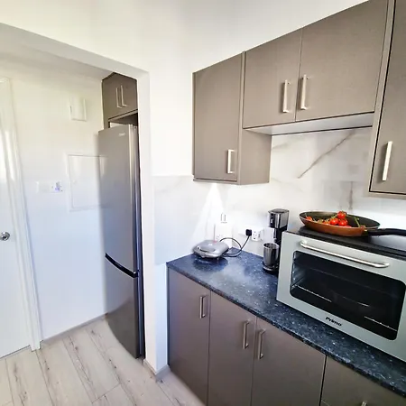 Oroklini Star 200Metres From The Sandy Beach شقة *