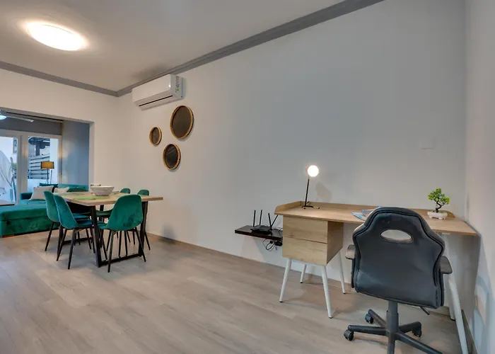 Appartement Oroklini Star 200metres From The Sandy Larnaca