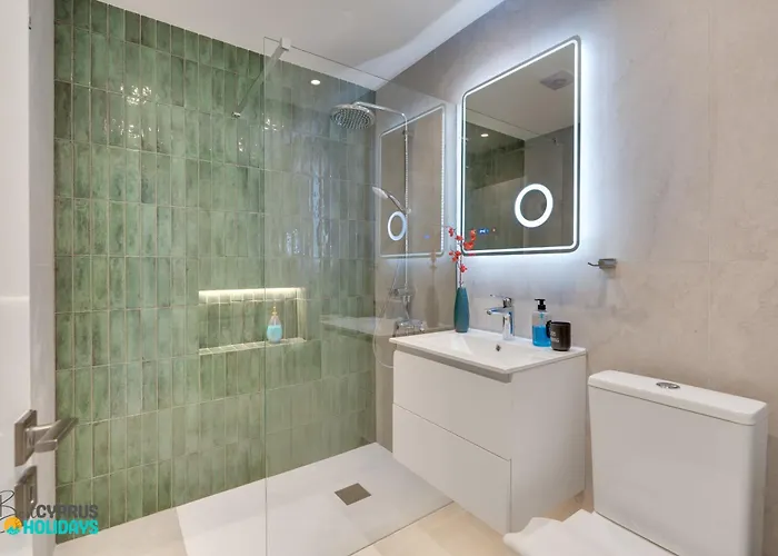 Oroklini Star 200metres From The Sandy Appartamento *