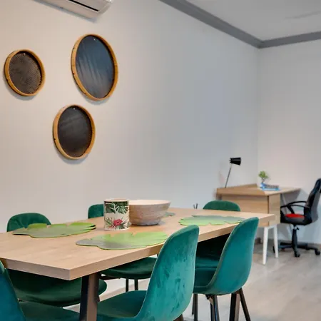 Oroklini Star 200metres From The Sandy Appartamento Larnaca