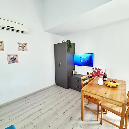 Appartamento Oroklini Star 200metres From The Sandy Larnaca